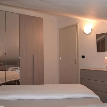 Ottoz Apartament Aosta